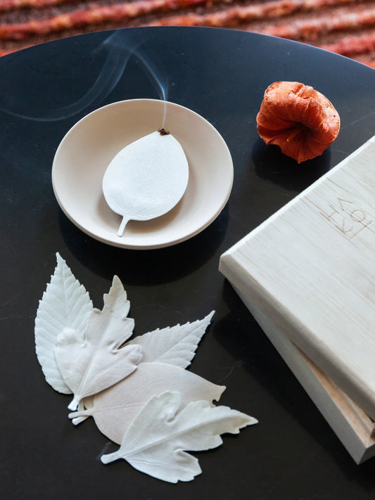 HA KO Paper Incense - Wooden Box Set of 6 With Incense Mat and Dish