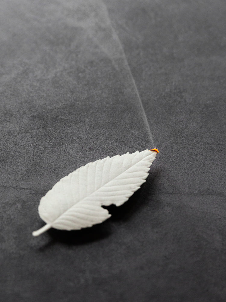 HA KO Paper Incense - Wooden Box Set of 5 With Incense Mat